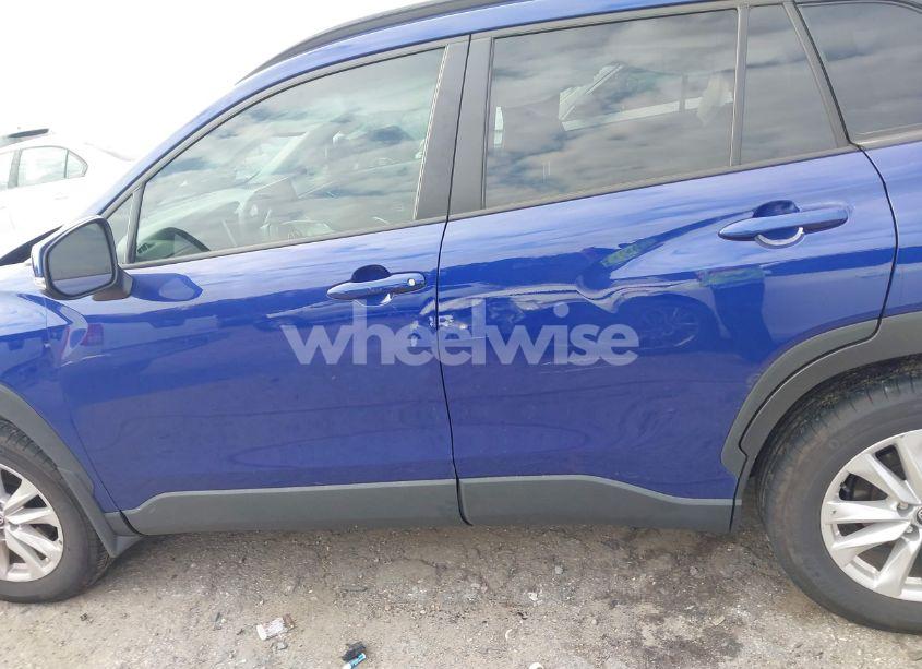 Photo 15 of 2024 Toyota Corolla CROSS LE (VIN 7MUCAAAG3RV081359)