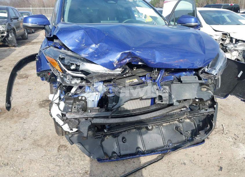 Photo 6 of 2024 Toyota Corolla CROSS LE (VIN 7MUCAAAG3RV081359)