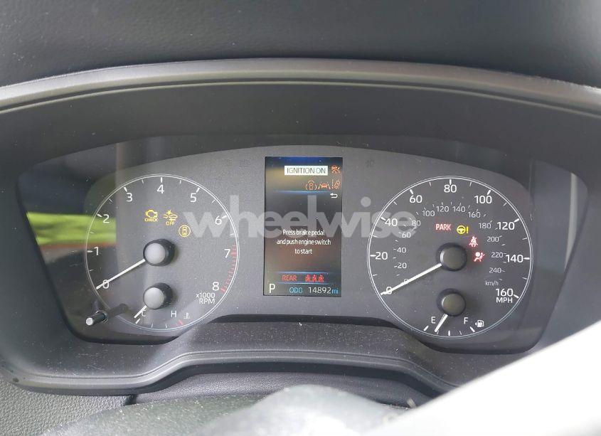 Photo 7 of 2024 Toyota Corolla CROSS LE (VIN 7MUCAAAG3RV081359)