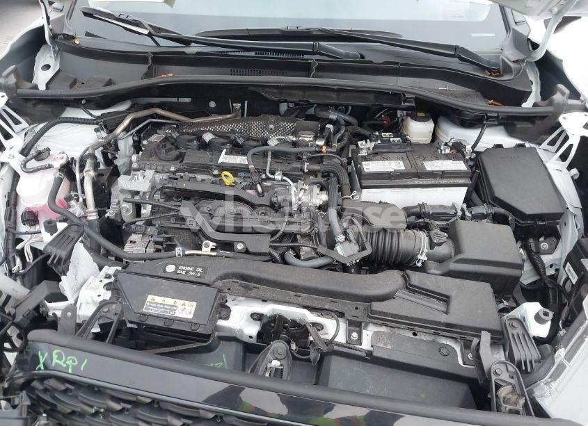 Photo 10 of 2024 Toyota Corolla CROSS LE (VIN 7MUCAAAG3RV098629)