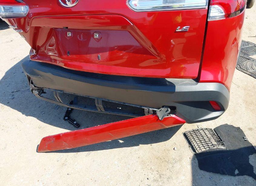 Photo 6 of 2022 Toyota Corolla CROSS LE (VIN 7MUCAAAG4NV007359)