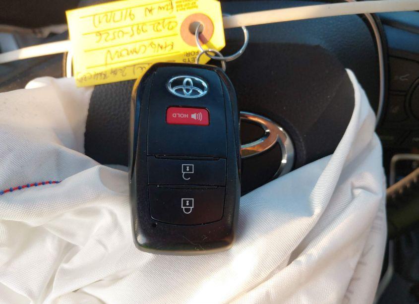 Photo 11 of 2022 Toyota Corolla CROSS LE (VIN 7MUCAAAG4NV020905)