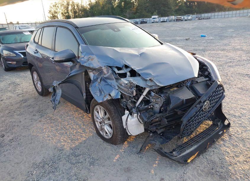 Photo 6 of 2022 Toyota Corolla CROSS LE (VIN 7MUCAAAG4NV020905)