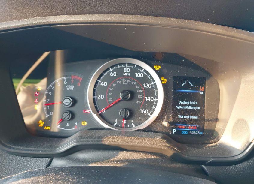 Photo 7 of 2022 Toyota Corolla CROSS LE (VIN 7MUCAAAG4NV020905)