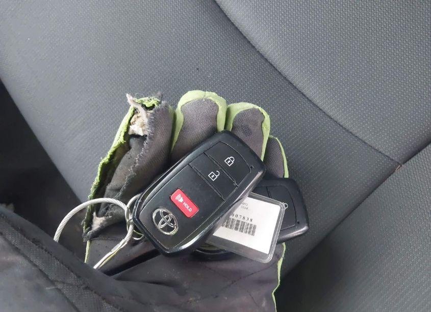 Photo 11 of 2022 Toyota Corolla CROSS LE (VIN 7MUCAAAG5NV007838)