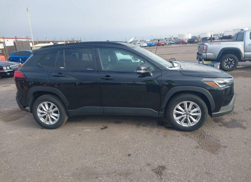 Photo 13 of 2022 Toyota Corolla CROSS LE (VIN 7MUCAAAG5NV007838)