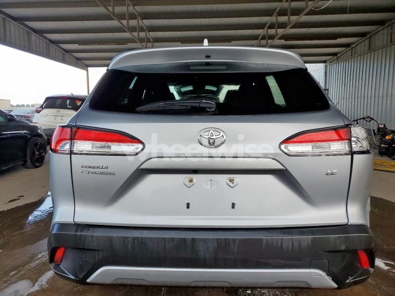 Photo 11 of 2022 TOYOTA COROLLA CROSS LE (VIN 7MUCAAAG5NV032352)