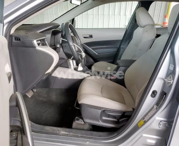 Photo 8 of 2022 TOYOTA COROLLA CROSS LE (VIN 7MUCAAAG5NV032352)