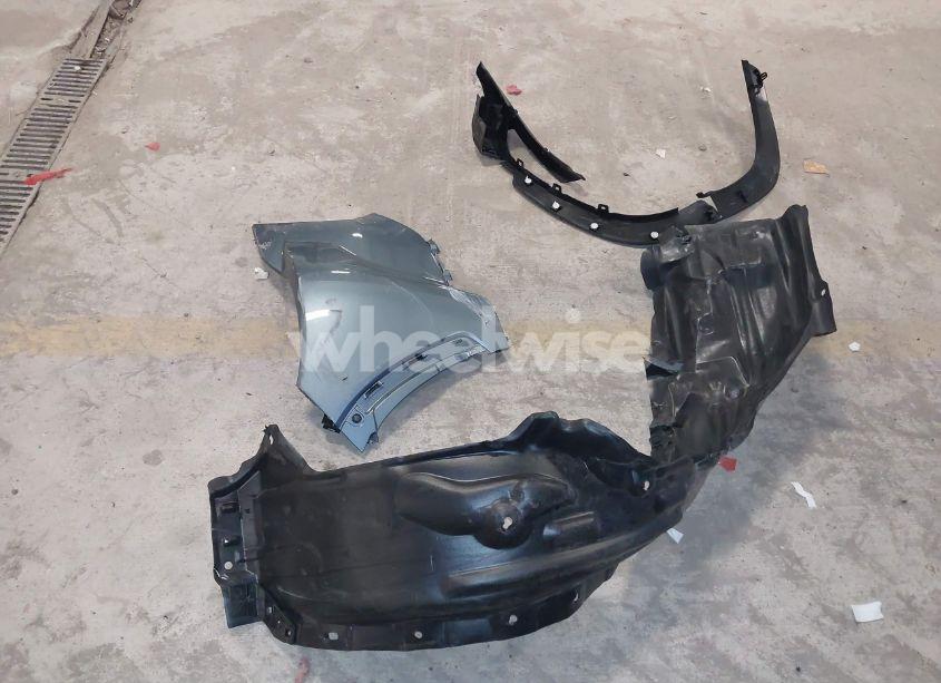 Photo 12 of 2024 Toyota Corolla CROSS LE (VIN 7MUCAAAG5RV117536)