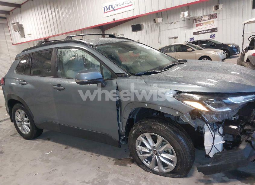 Photo 14 of 2024 Toyota Corolla CROSS LE (VIN 7MUCAAAG5RV117536)