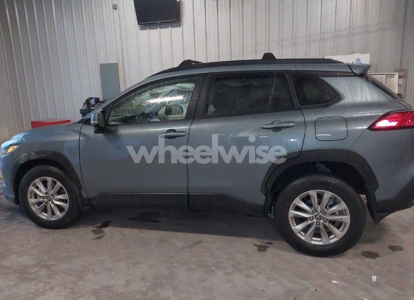 Photo 15 of 2024 Toyota Corolla CROSS LE (VIN 7MUCAAAG5RV117536)