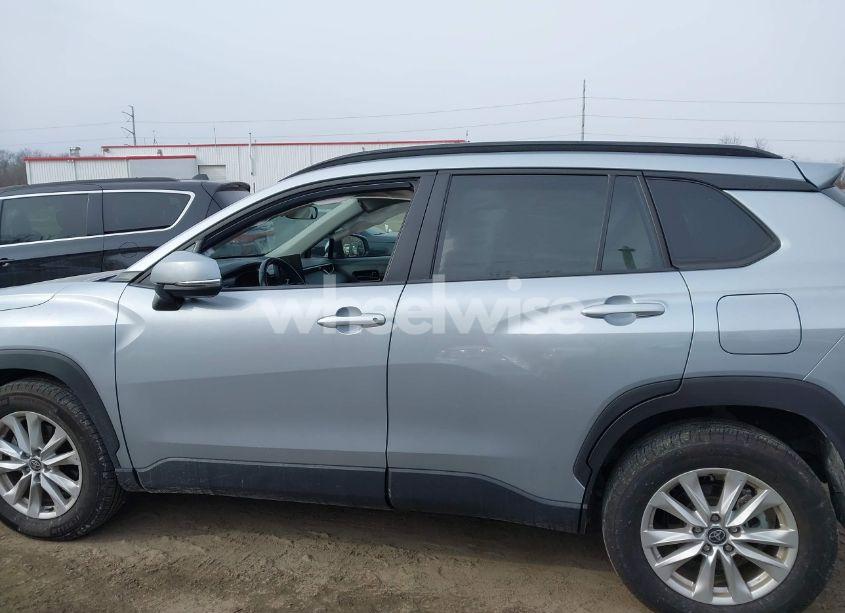 Photo 14 of 2023 Toyota Corolla CROSS LE (VIN 7MUCAAAG6PV056131)