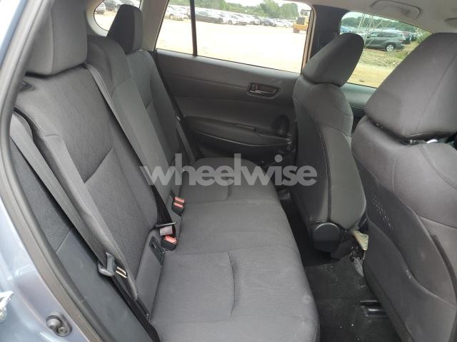 Photo 6 of 2024 TOYOTA COROLLA CROSS LE (VIN 7MUCAAAG6RV080240)