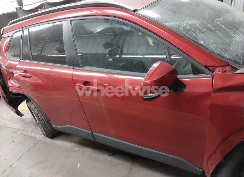 Photo 13 of 2022 Toyota Corolla CROSS LE (VIN 7MUCAAAG7NV018713)