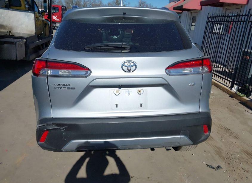 Photo 12 of 2022 Toyota Corolla CROSS LE (VIN 7MUCAAAG7NV024382)