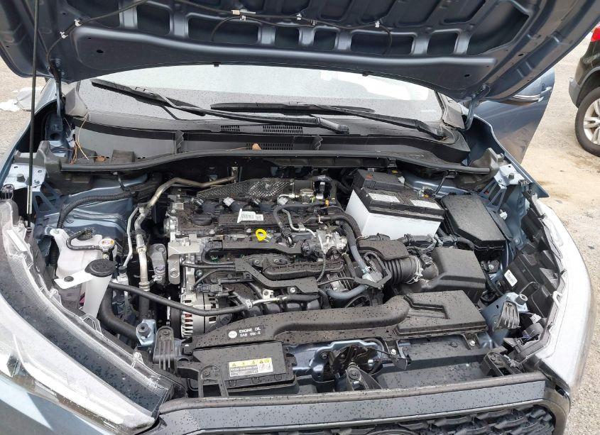 Photo 10 of 2024 Toyota Corolla CROSS LE (VIN 7MUCAAAG7RV086581)