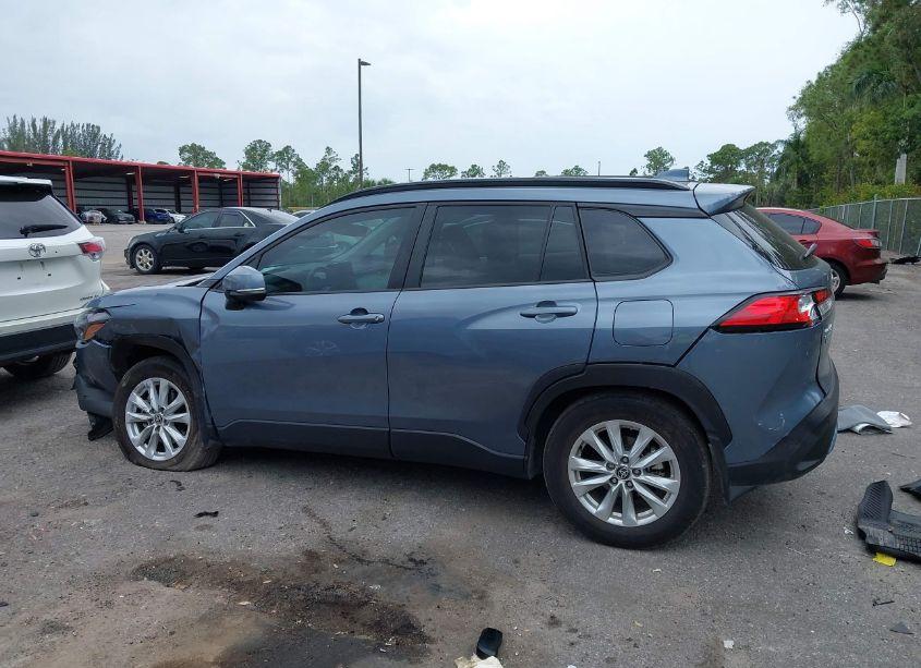 Photo 14 of 2024 Toyota Corolla CROSS LE (VIN 7MUCAAAG7RV086581)