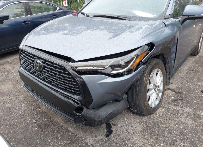 Photo 6 of 2024 Toyota Corolla CROSS LE (VIN 7MUCAAAG7RV086581)