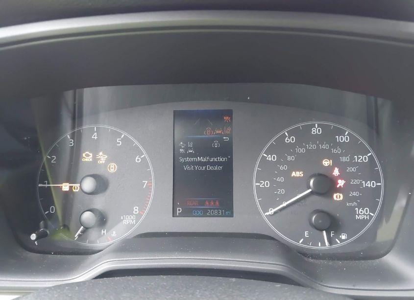 Photo 7 of 2024 Toyota Corolla CROSS LE (VIN 7MUCAAAG7RV086581)