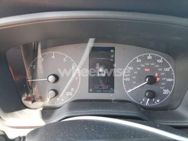 Photo 4 of 2024 TOYOTA COROLLA CROSS LE (VIN 7MUCAAAG7RV093403)