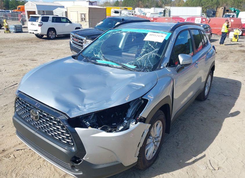 Photo 6 of 2024 Toyota Corolla CROSS LE (VIN 7MUCAAAG7RV101189)