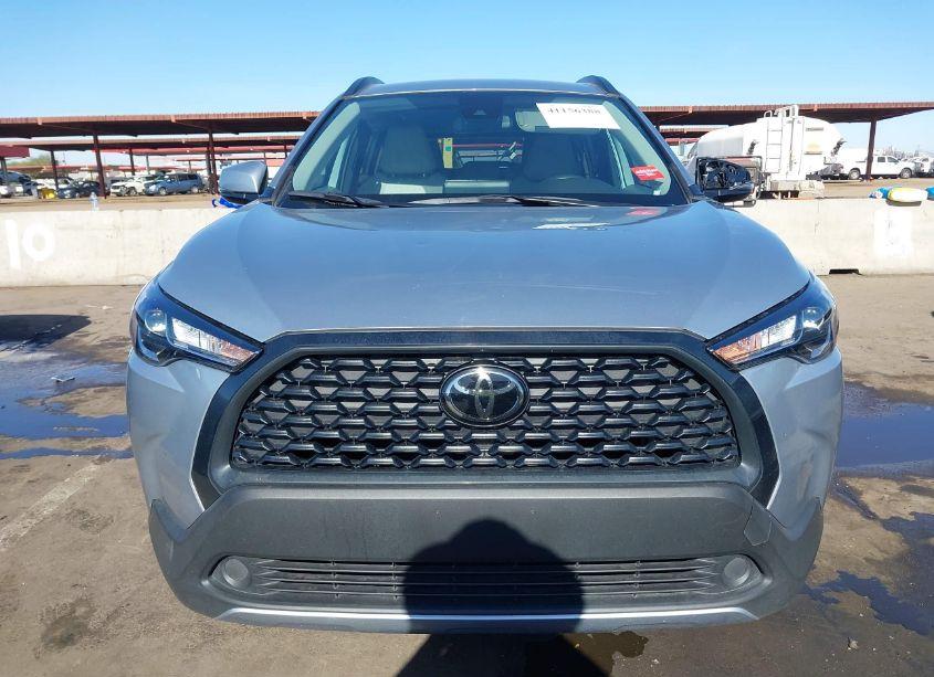 Photo 13 of 2022 Toyota Corolla CROSS LE (VIN 7MUCAAAG8NV036573)