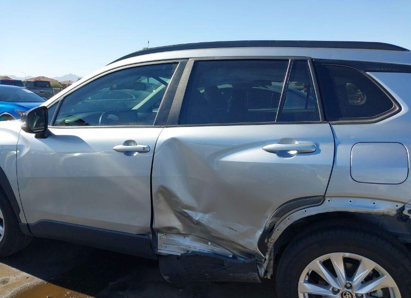 Photo 15 of 2022 Toyota Corolla CROSS LE (VIN 7MUCAAAG8NV036573)