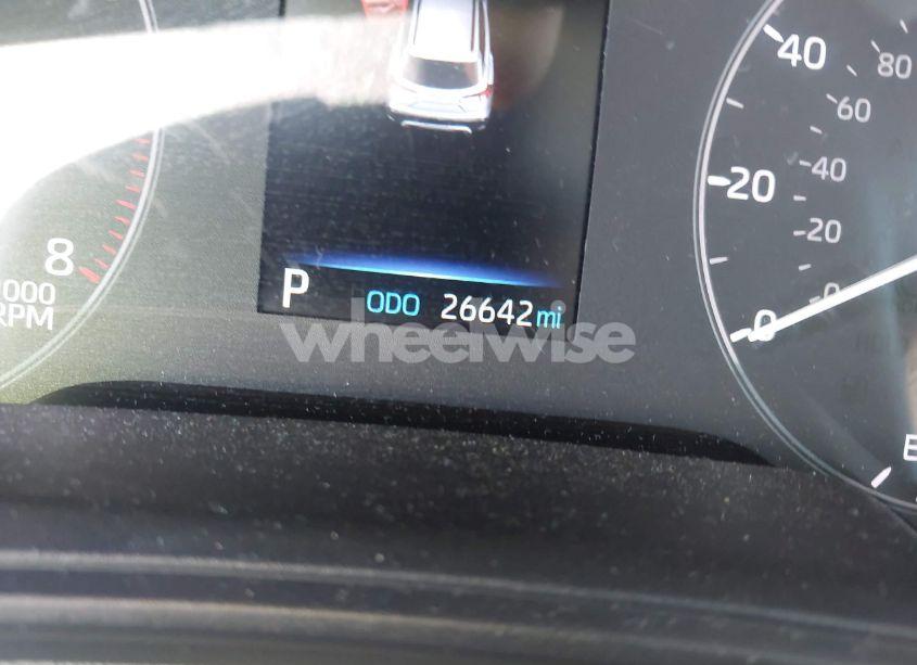 Photo 15 of 2024 Toyota Corolla CROSS LE (VIN 7MUCAAAG8RV083172)