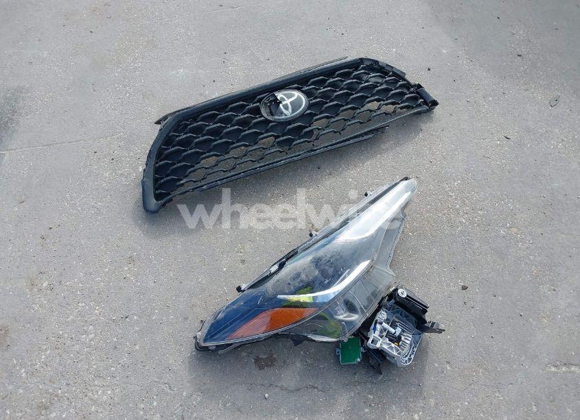 Photo 12 of 2022 Toyota Corolla CROSS LE (VIN 7MUCAAAG9NV010886)