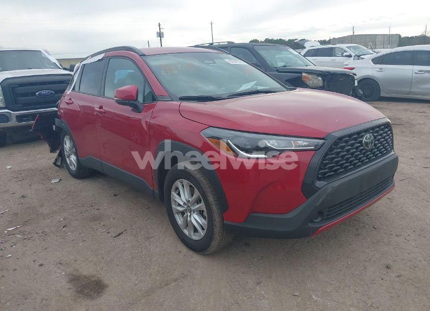 2023 Toyota Corolla CROSS LE (VIN 7MUCAAAG9PV061534) main photo