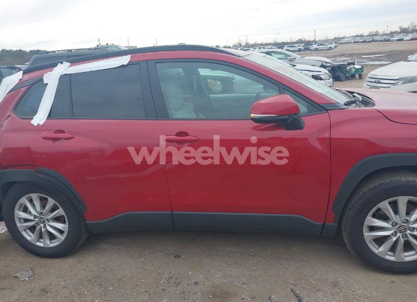 Photo 14 of 2023 Toyota Corolla CROSS LE (VIN 7MUCAAAG9PV061534)