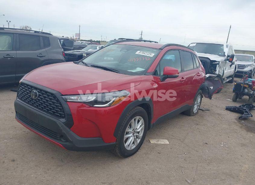 Photo 2 of 2023 Toyota Corolla CROSS LE (VIN 7MUCAAAG9PV061534)