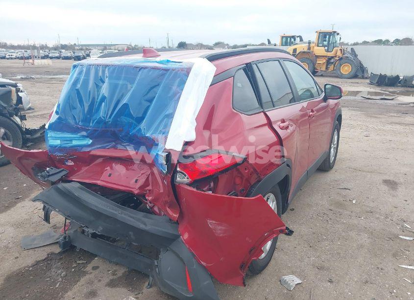 Photo 4 of 2023 Toyota Corolla CROSS LE (VIN 7MUCAAAG9PV061534)