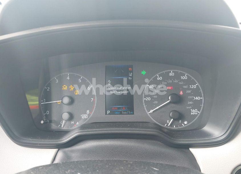 Photo 7 of 2023 Toyota Corolla CROSS LE (VIN 7MUCAAAG9PV061534)