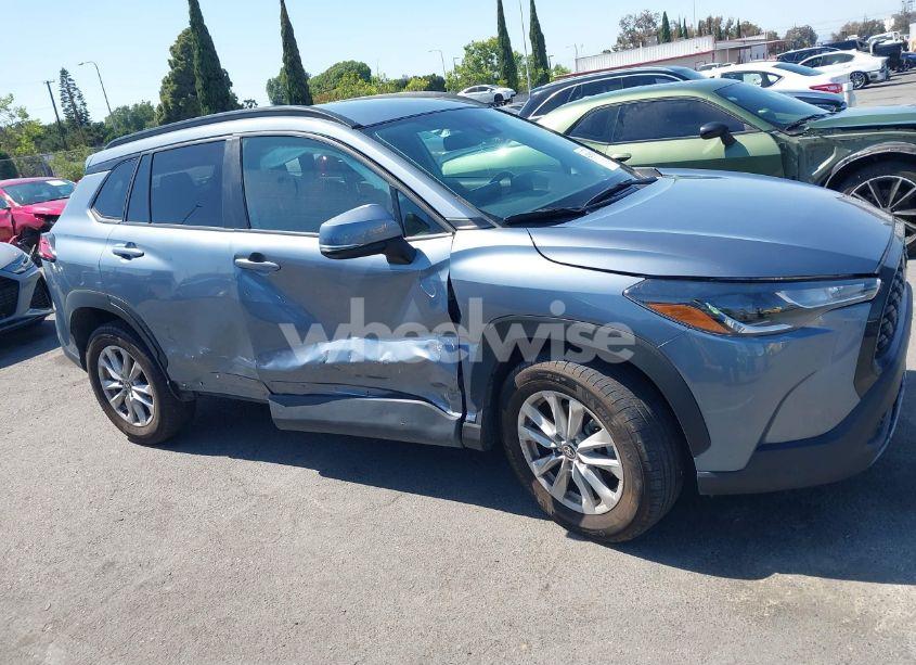 Photo 13 of 2022 Toyota Corolla CROSS LE (VIN 7MUCAAAGXNV030693)