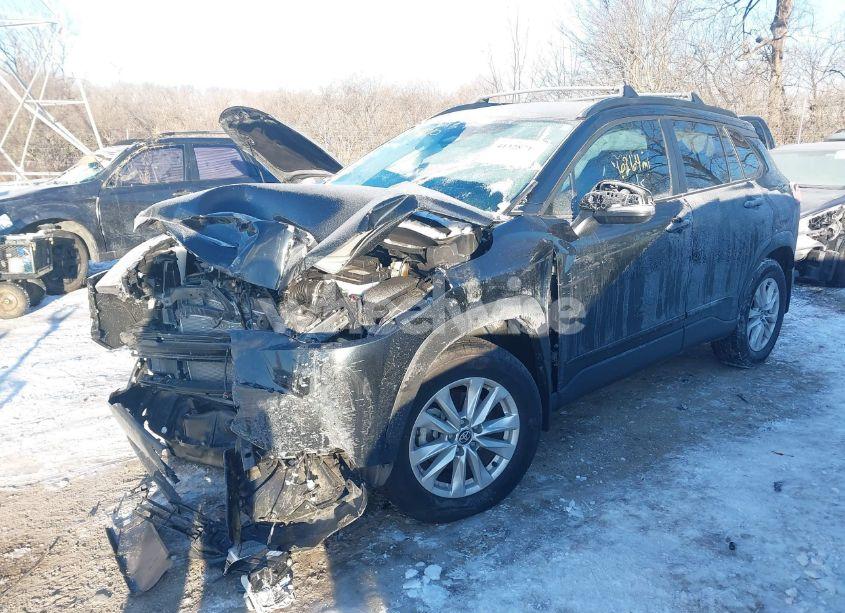 Photo 6 of 2023 Toyota Corolla CROSS LE (VIN 7MUCAAAGXPV072025)