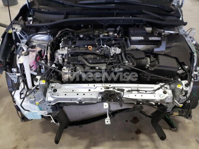 Photo 2 of 2025 TOYOTA COROLLA CROSS LE (VIN 7MUCAAAGXSV134421)