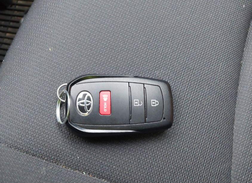 Photo 11 of 2022 Toyota Corolla CROSS LE (VIN 7MUCAABG1NV017071)