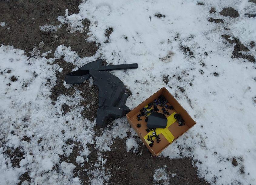 Photo 12 of 2022 Toyota Corolla CROSS LE (VIN 7MUCAABG1NV017071)