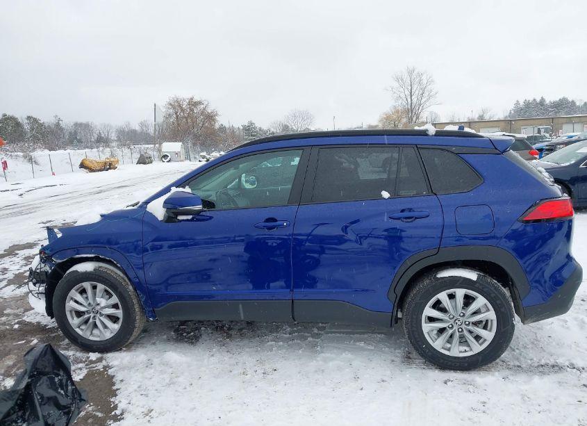 Photo 15 of 2022 Toyota Corolla CROSS LE (VIN 7MUCAABG1NV017071)