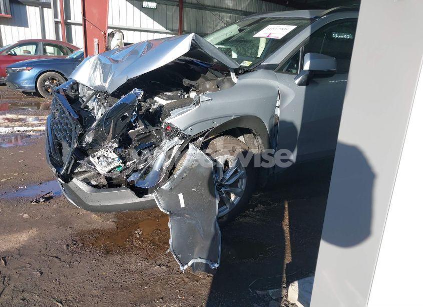 Photo 6 of 2024 Toyota Corolla CROSS LE (VIN 7MUCAABG1RV113191)