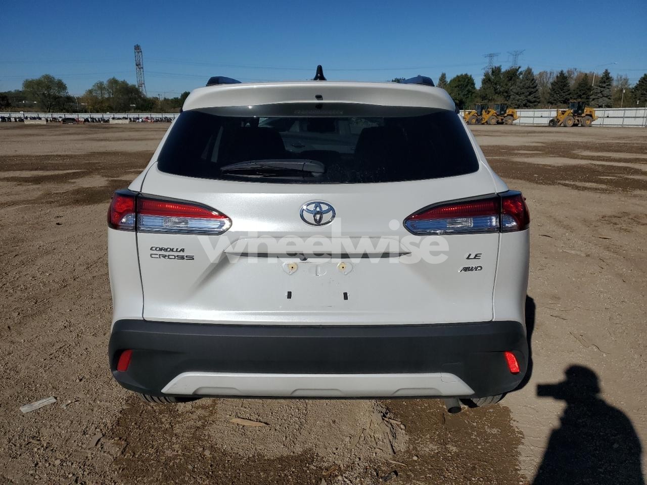 Photo 6 of 2025 TOYOTA COROLLA CROSS LE (VIN 7MUCAABG1SV121314)