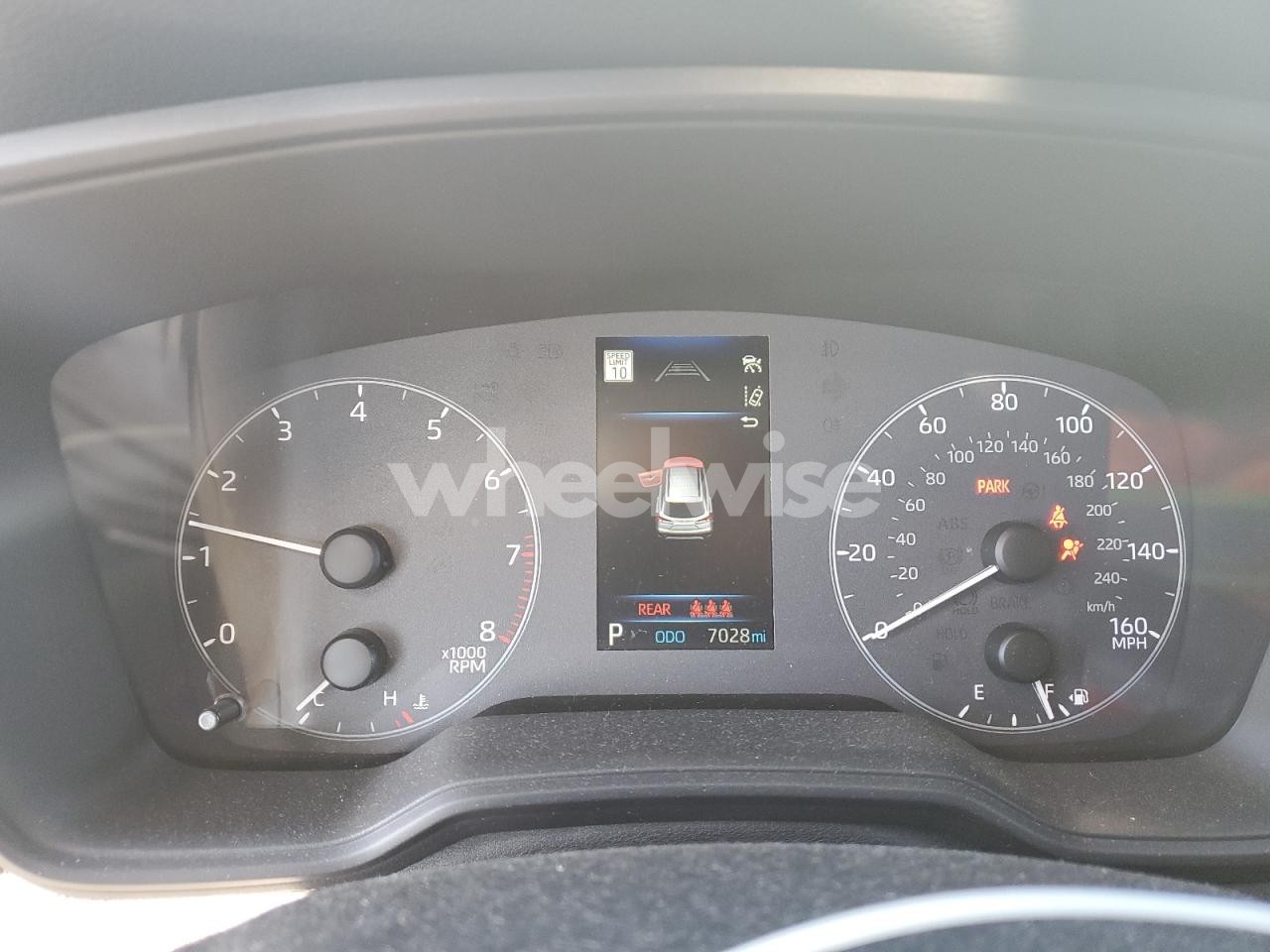 Photo 9 of 2025 TOYOTA COROLLA CROSS LE (VIN 7MUCAABG1SV121314)