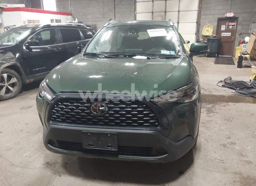 Photo 12 of 2022 Toyota Corolla CROSS LE (VIN 7MUCAABG3NV033546)