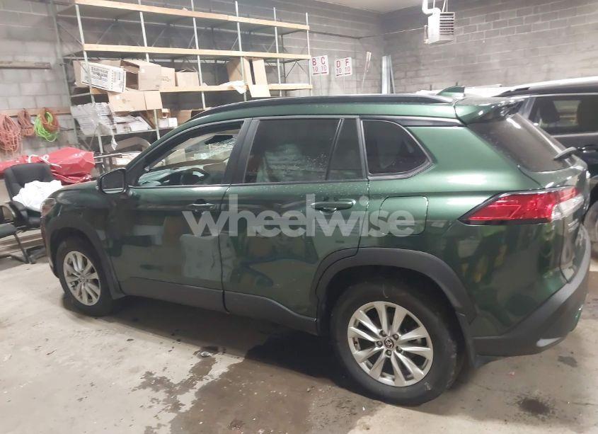 Photo 14 of 2022 Toyota Corolla CROSS LE (VIN 7MUCAABG3NV033546)