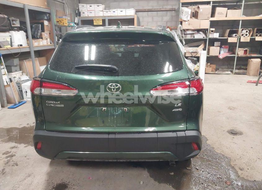 Photo 16 of 2022 Toyota Corolla CROSS LE (VIN 7MUCAABG3NV033546)