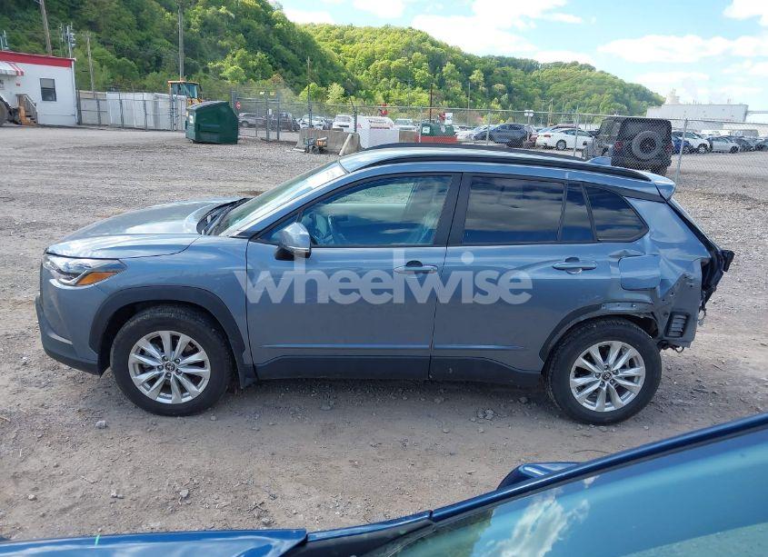 Photo 15 of 2023 Toyota Corolla CROSS LE (VIN 7MUCAABG4PV063433)