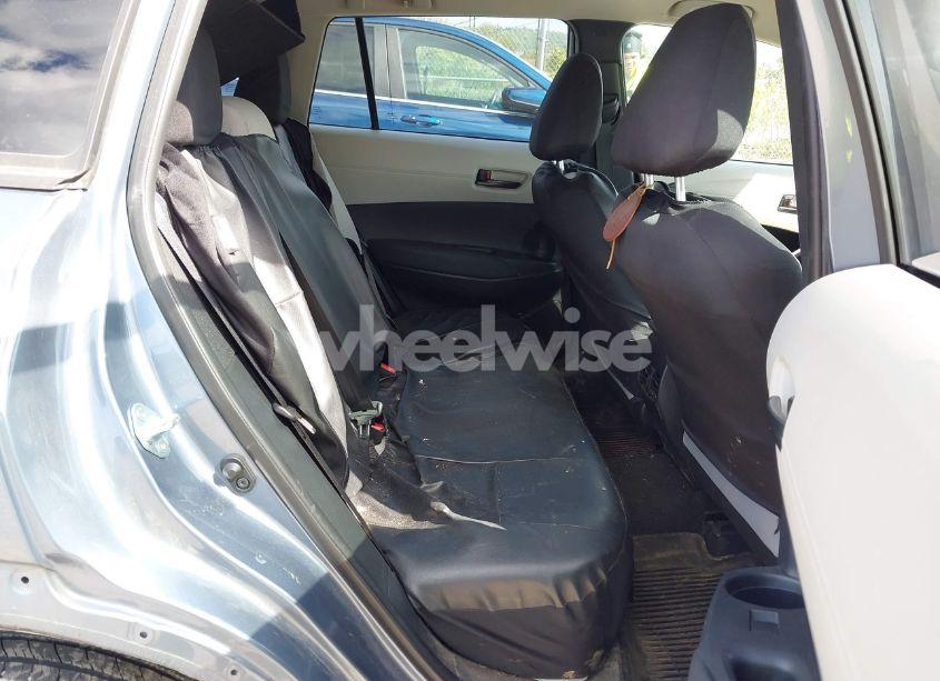 Photo 8 of 2023 Toyota Corolla CROSS LE (VIN 7MUCAABG4PV063433)