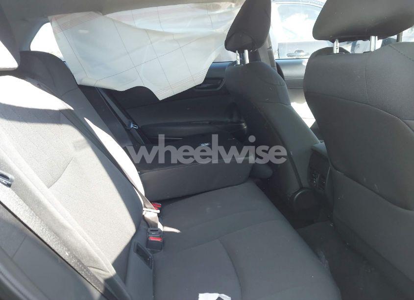 Photo 8 of 2022 Toyota Corolla CROSS LE (VIN 7MUCAABG5NV026131)