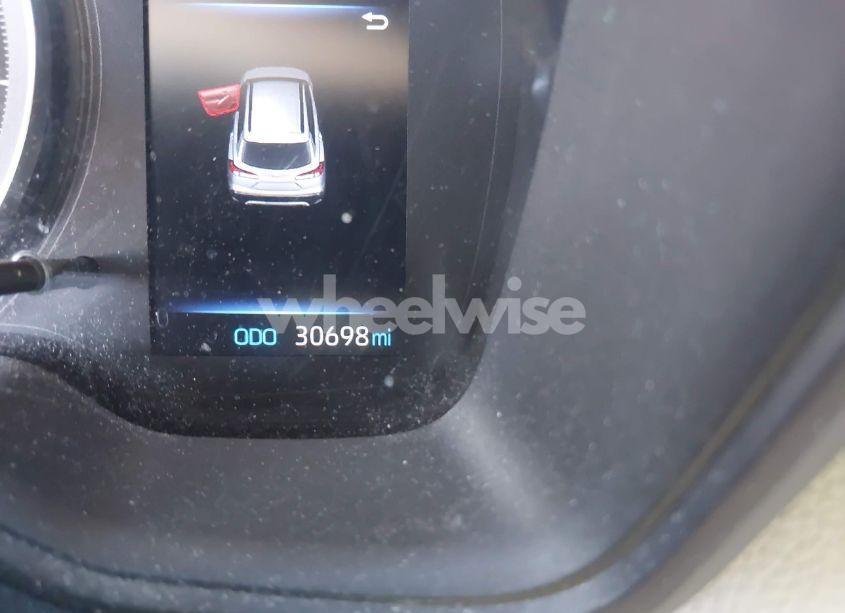 Photo 14 of 2022 Toyota Corolla CROSS LE (VIN 7MUCAABG5NV036643)